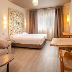 Апартаменты By Qhotels, Севилья